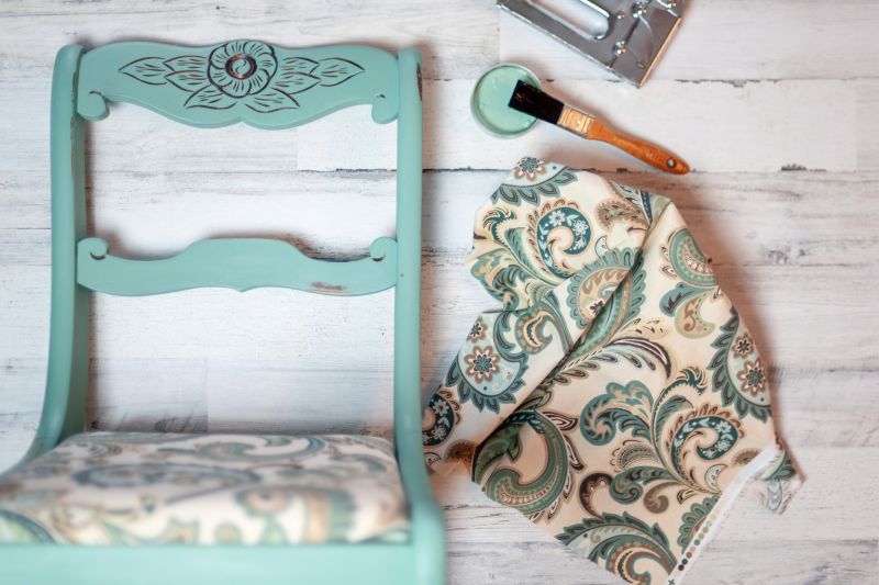 Armoire Painting detail